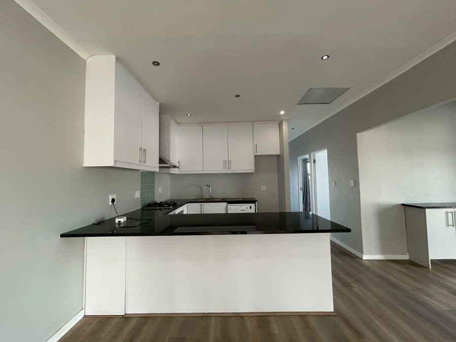 To Let 2 Bedroom Property for Rent in Table View Western Cape